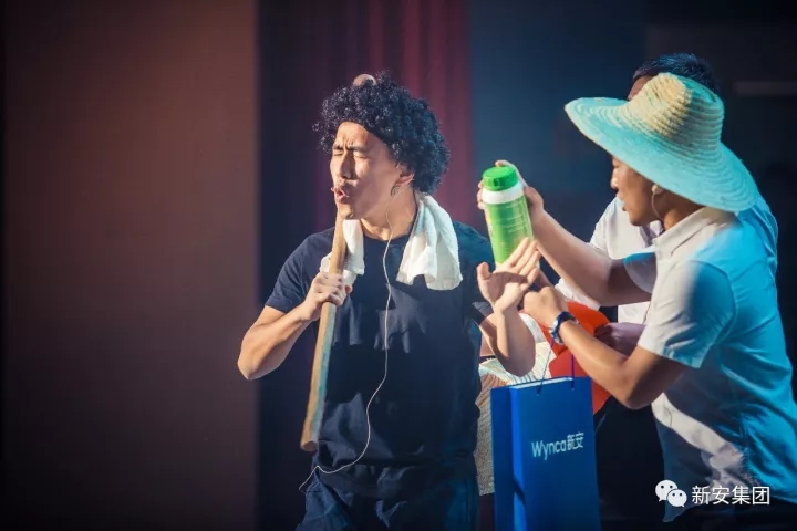 15099502813551529rqQ.jpg 640.webp (25).jpg